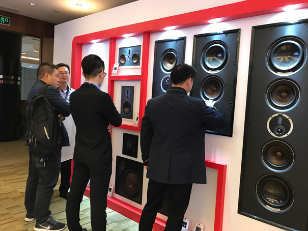（WEB格式图）上海展报道5.jpg