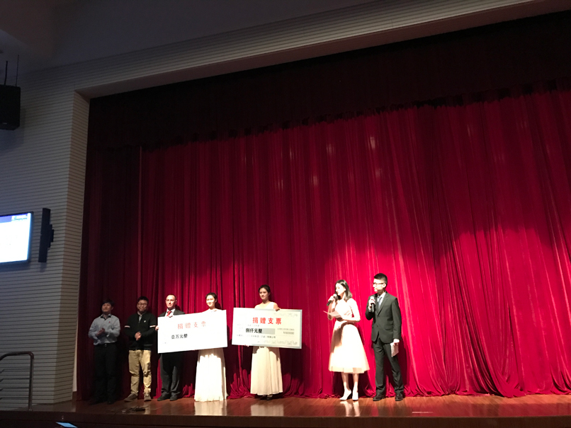 (WEB格式图)上海应用技术大学十大歌手报道 (2).jpg