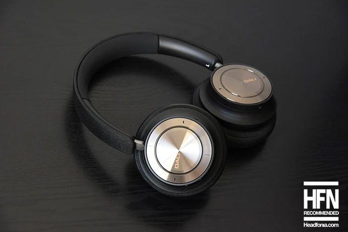 IO-8欧媒Headfonia评测