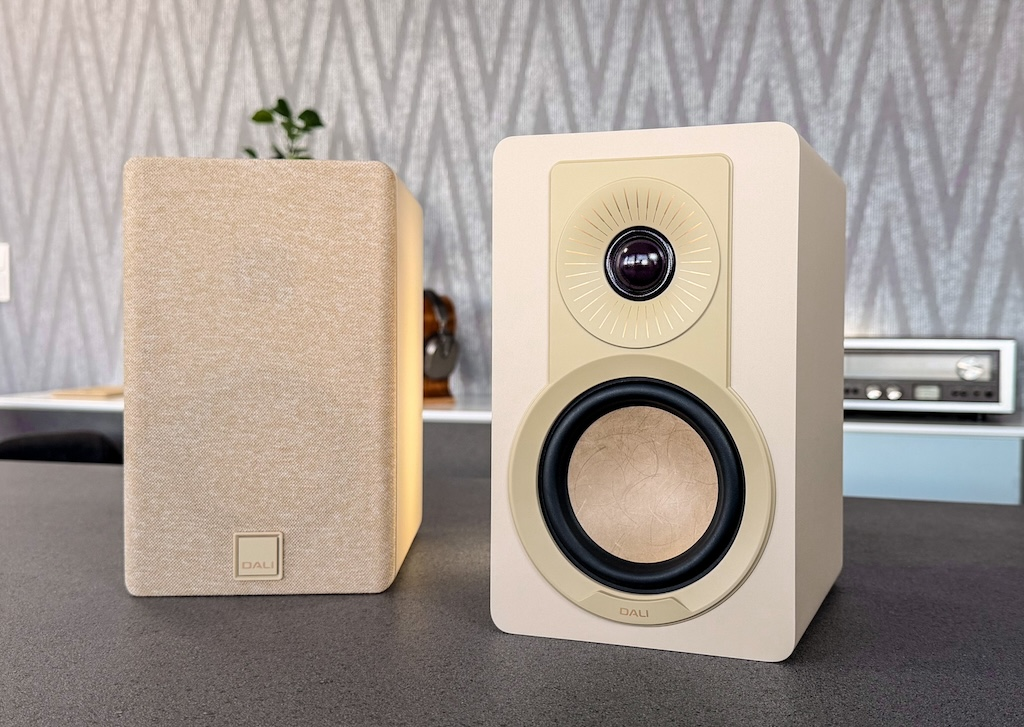 KUPID德国杂志《lite-Magazin》评测：——小预算也能拥有纯正Hi-Fi音质